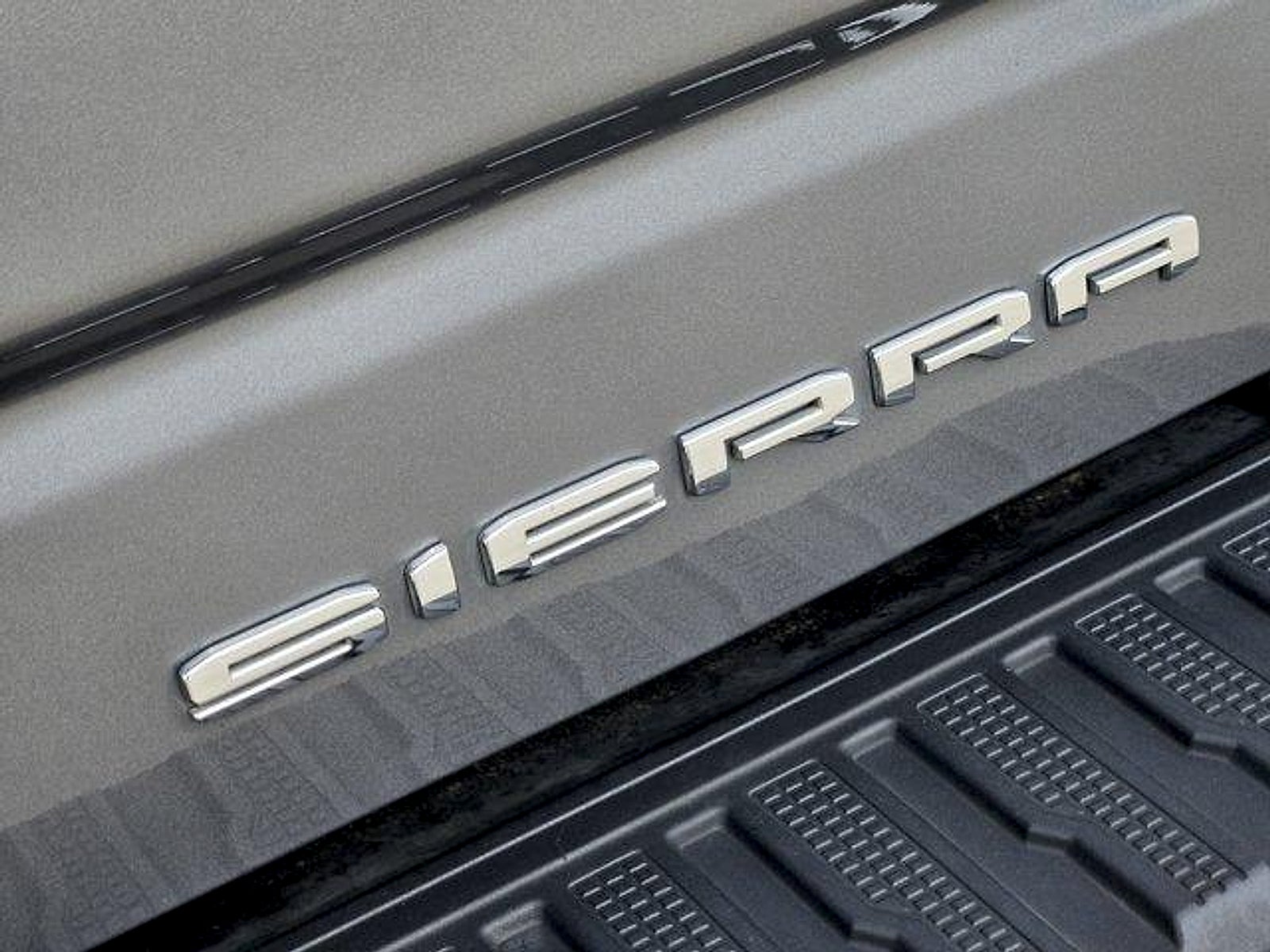 2021 GMC Sierra 1500 2WD Crew Cab Short Box Denali