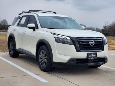 2023 Nissan Pathfinder SV FWD