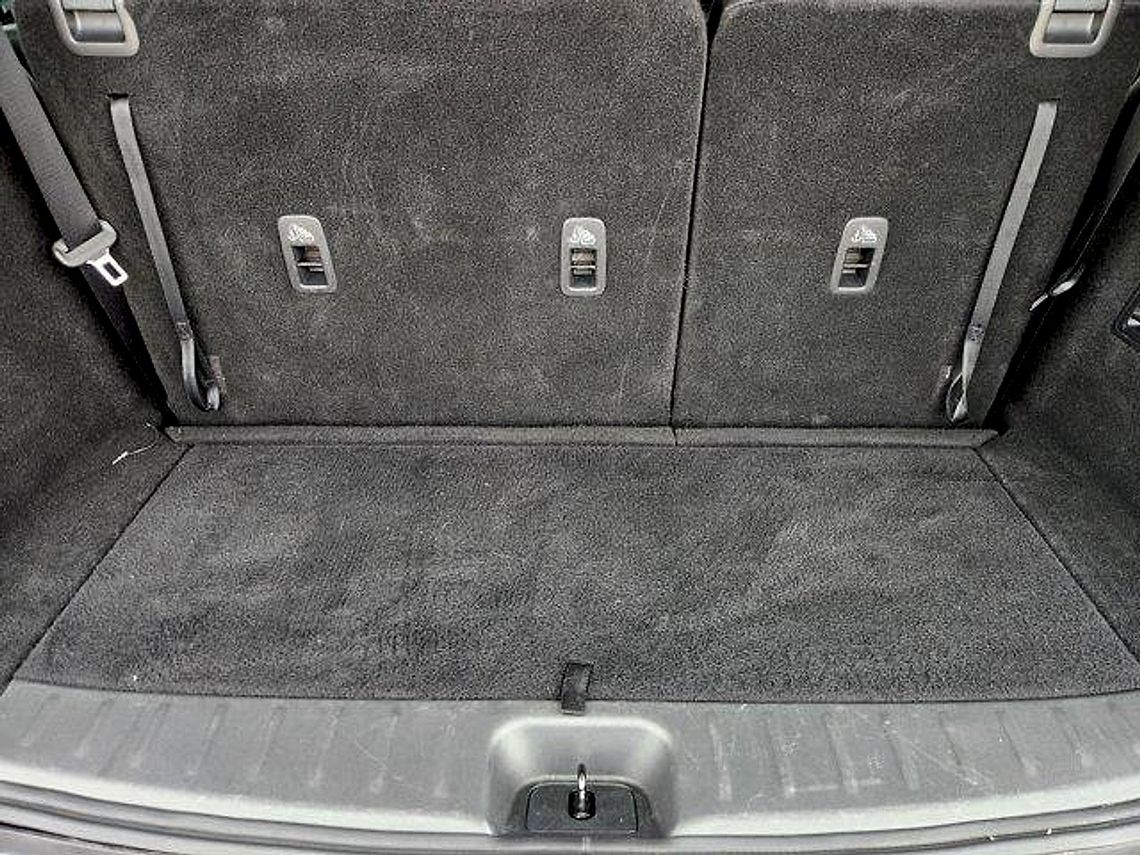 2023 Nissan Pathfinder SV FWD