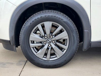 2023 Nissan Pathfinder SV FWD