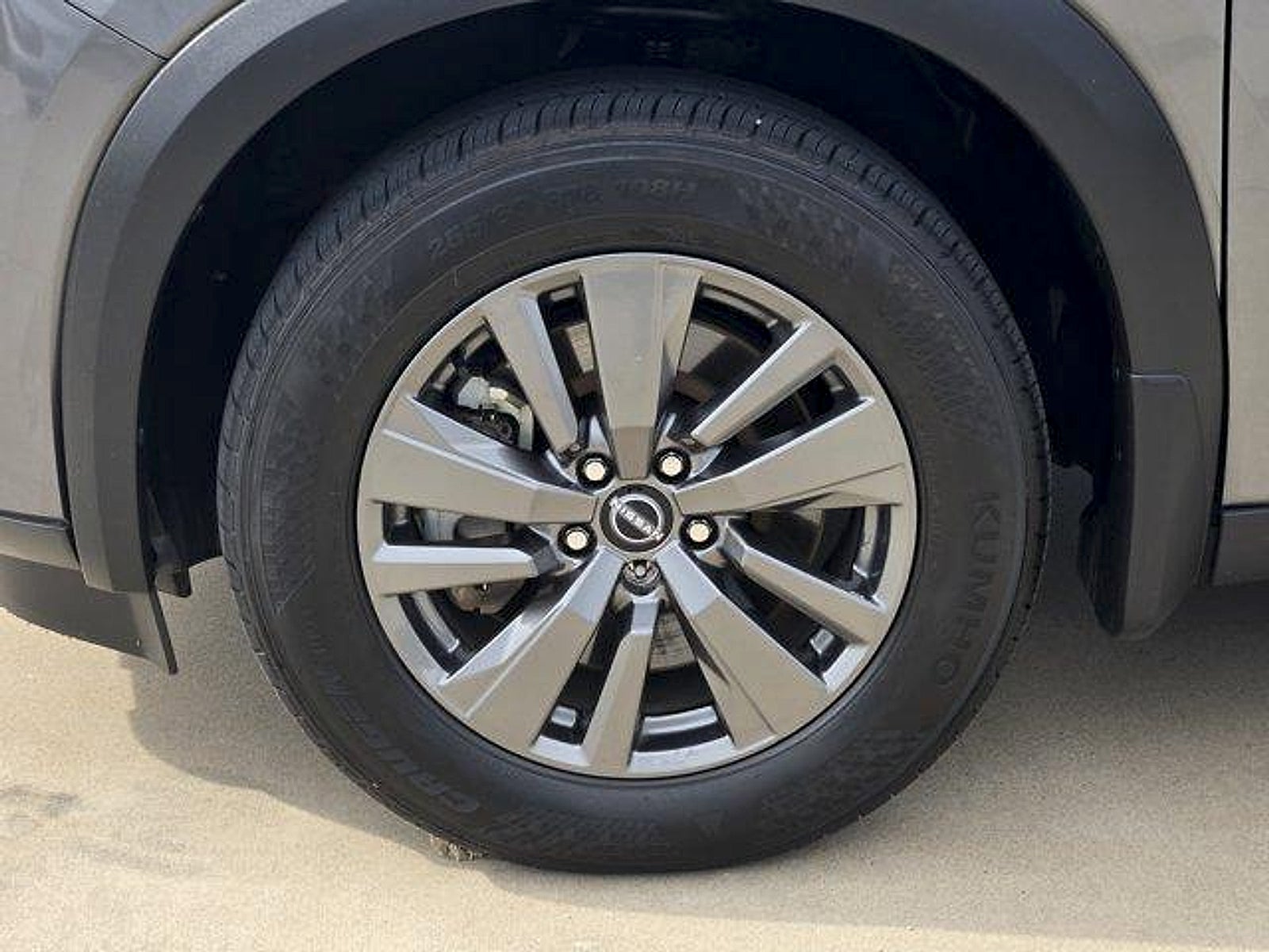 2022 Nissan Pathfinder SV 2WD