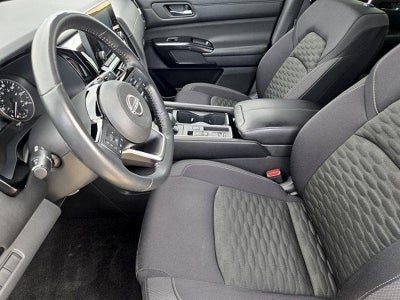 2022 Nissan Pathfinder SV 2WD