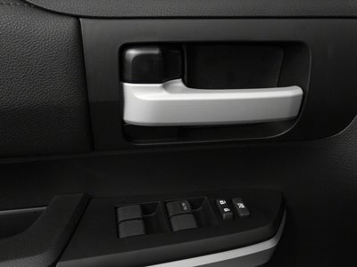 2017 Toyota Tundra SR5 5.7L V8