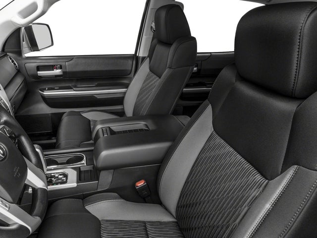 2017 Toyota Tundra SR5 5.7L V8