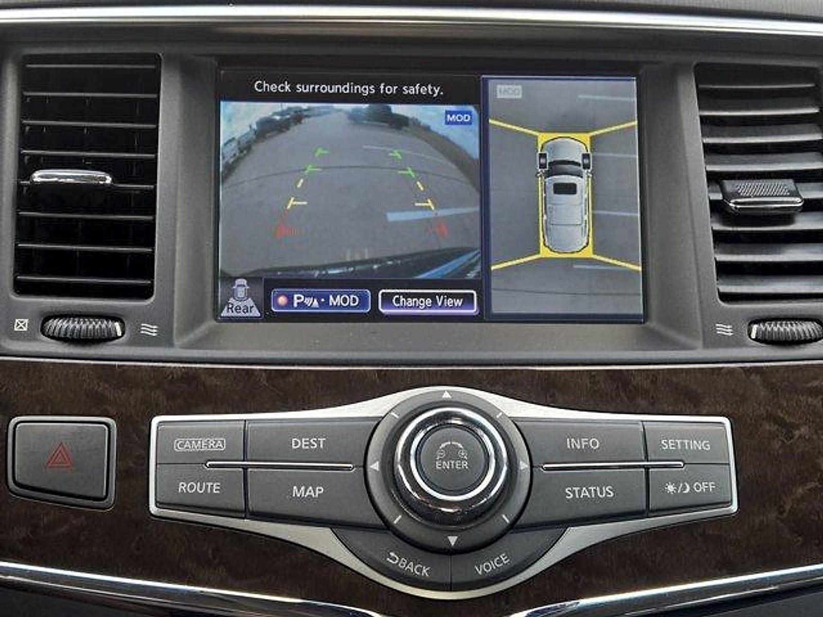 2017 INFINITI QX80 RWD