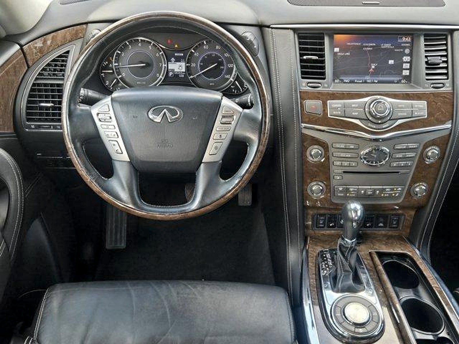 2017 INFINITI QX80 RWD