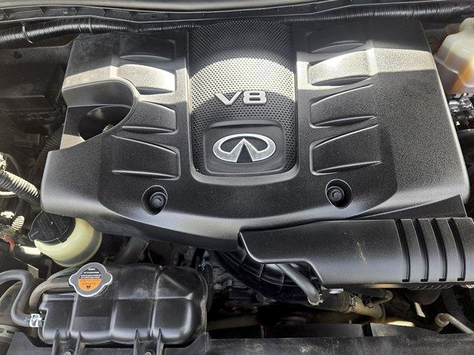 2017 INFINITI QX80 RWD