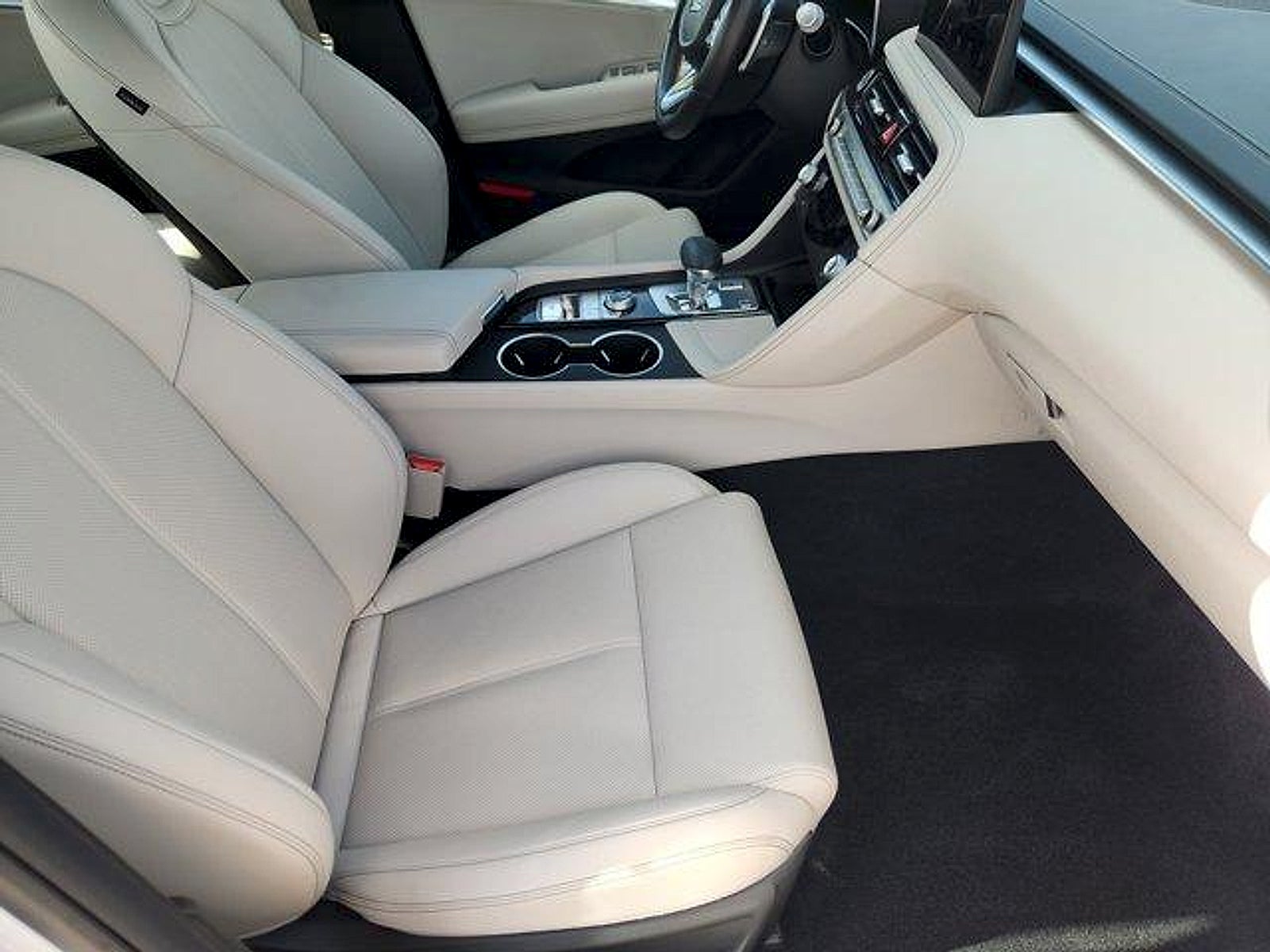 2025 Genesis G70 2.5T RWD