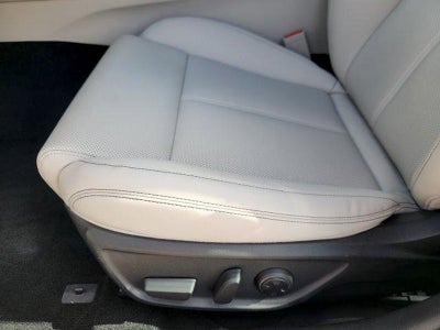 2025 Genesis G70 2.5T RWD