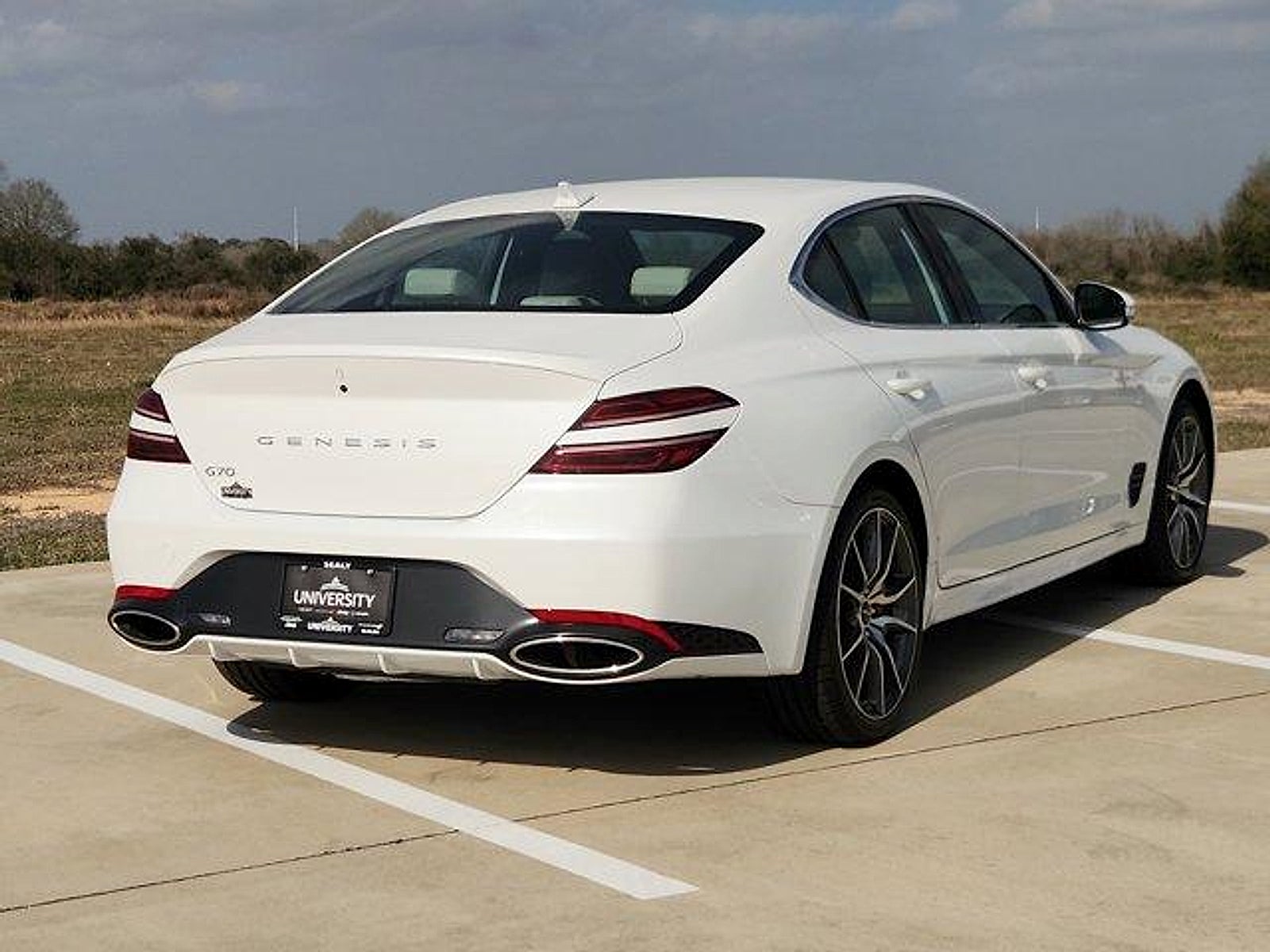 2025 Genesis G70 2.5T RWD
