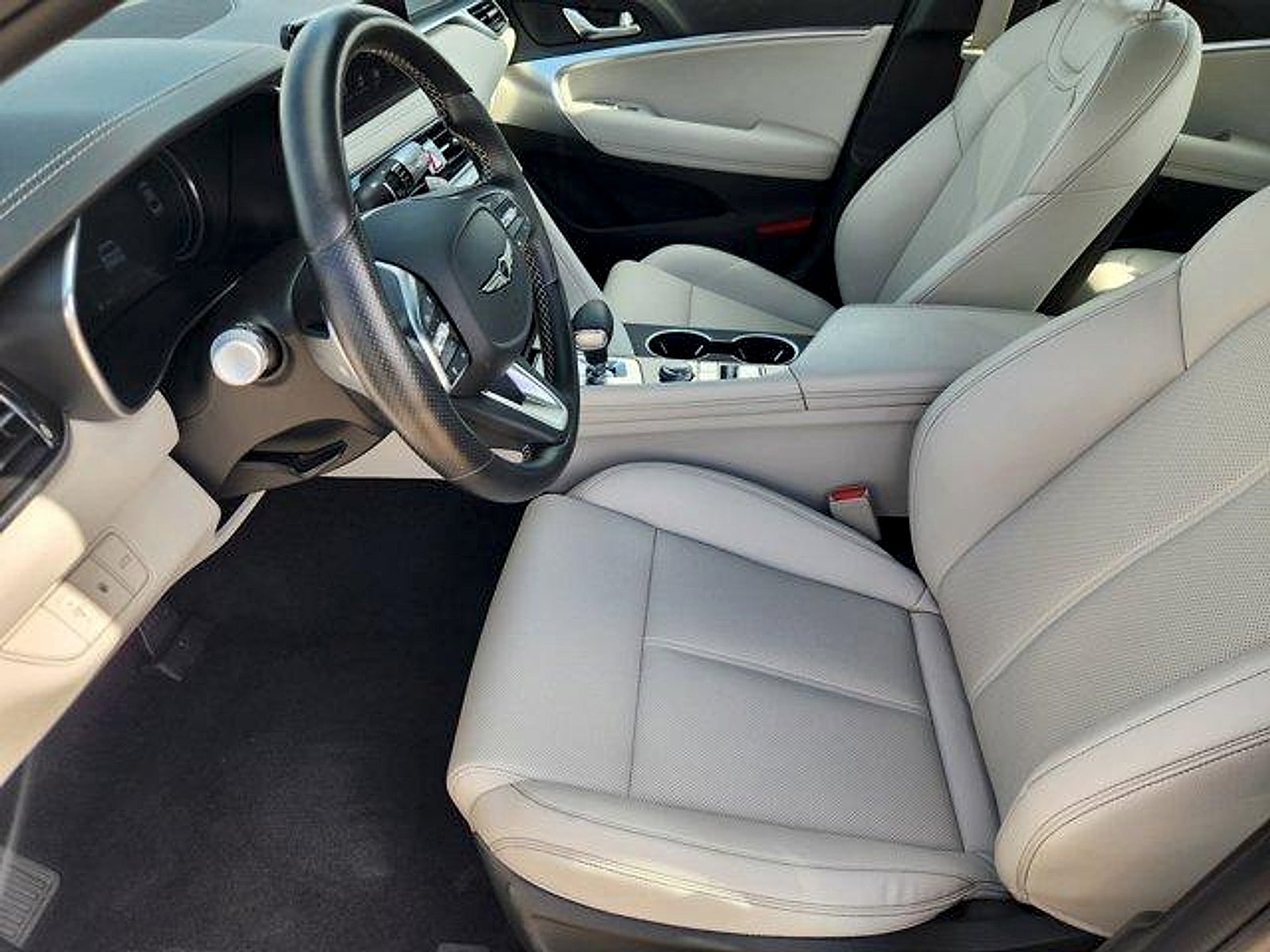 2025 Genesis G70 2.5T RWD