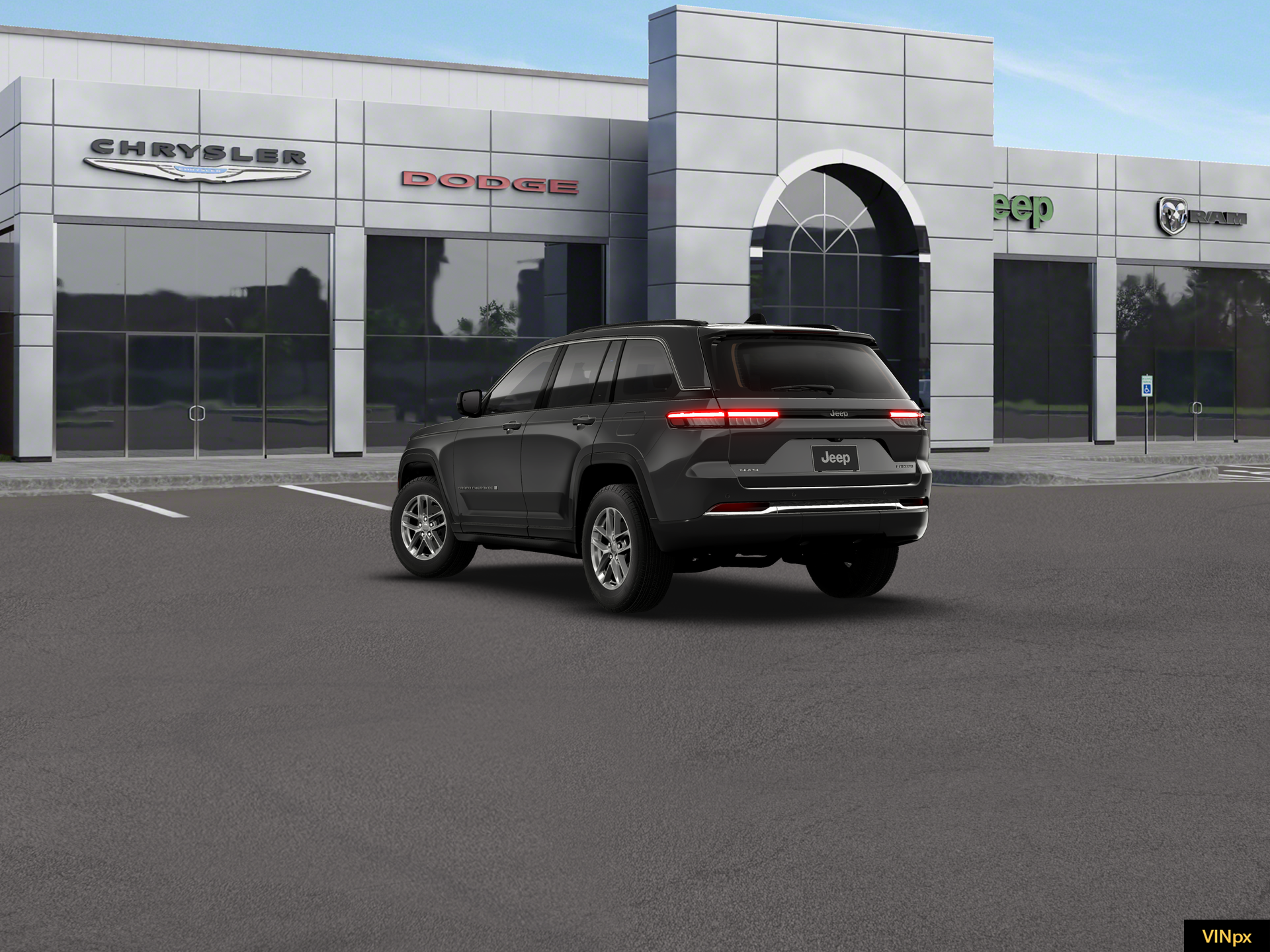 2026 Jeep Grand Cherokee GRAND CHEROKEE LAREDO X 4X4